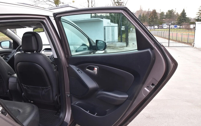 Hyundai ix35 cena 50800 przebieg: 154681, rok produkcji 2012 z Mieszkowice małe 781
